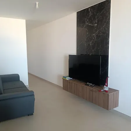 Modern With Sea & Valley View Pool Apartment