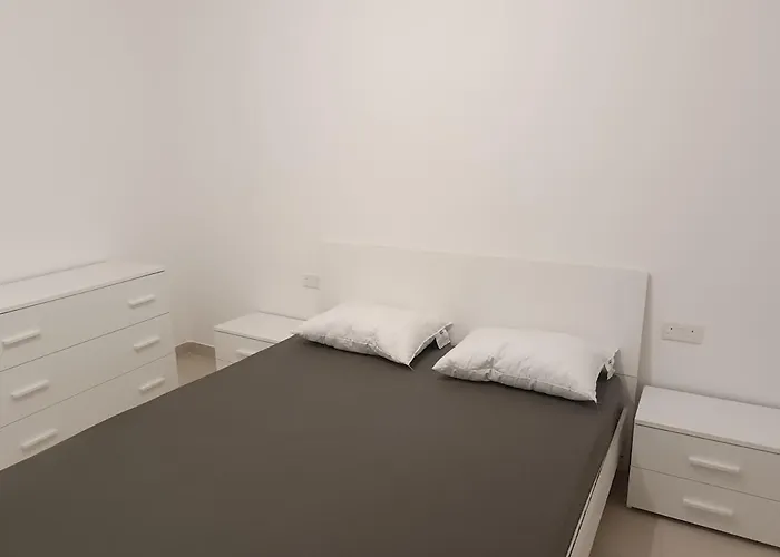 Modern With Sea & Valley View Pool Apartament