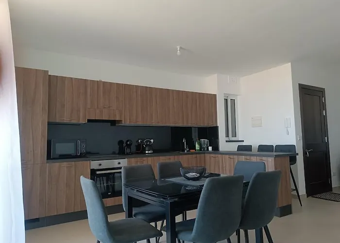 Appartement Modern With Sea & Valley View Pool