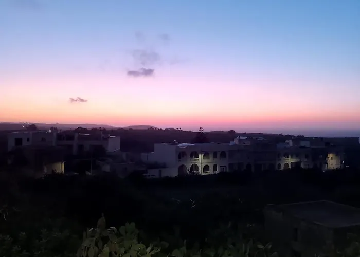 Modern With Sea & Valley View Pool Apartament Nadur