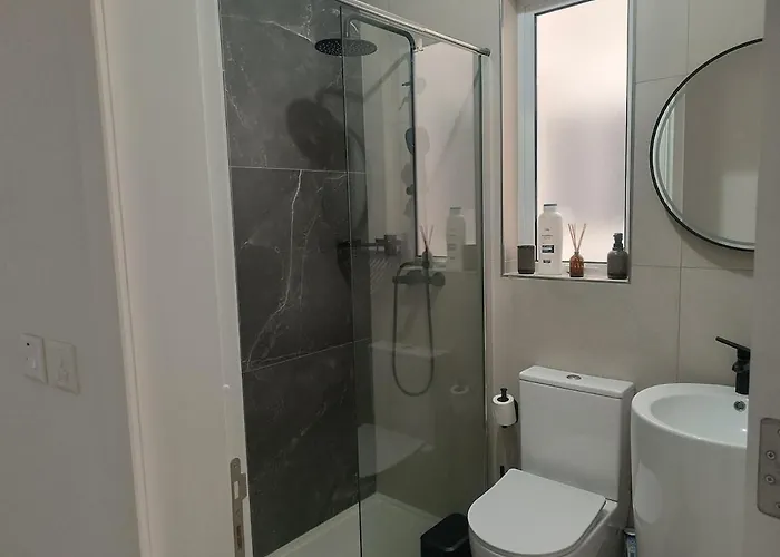 Modern With Sea & Valley View Pool Appartement